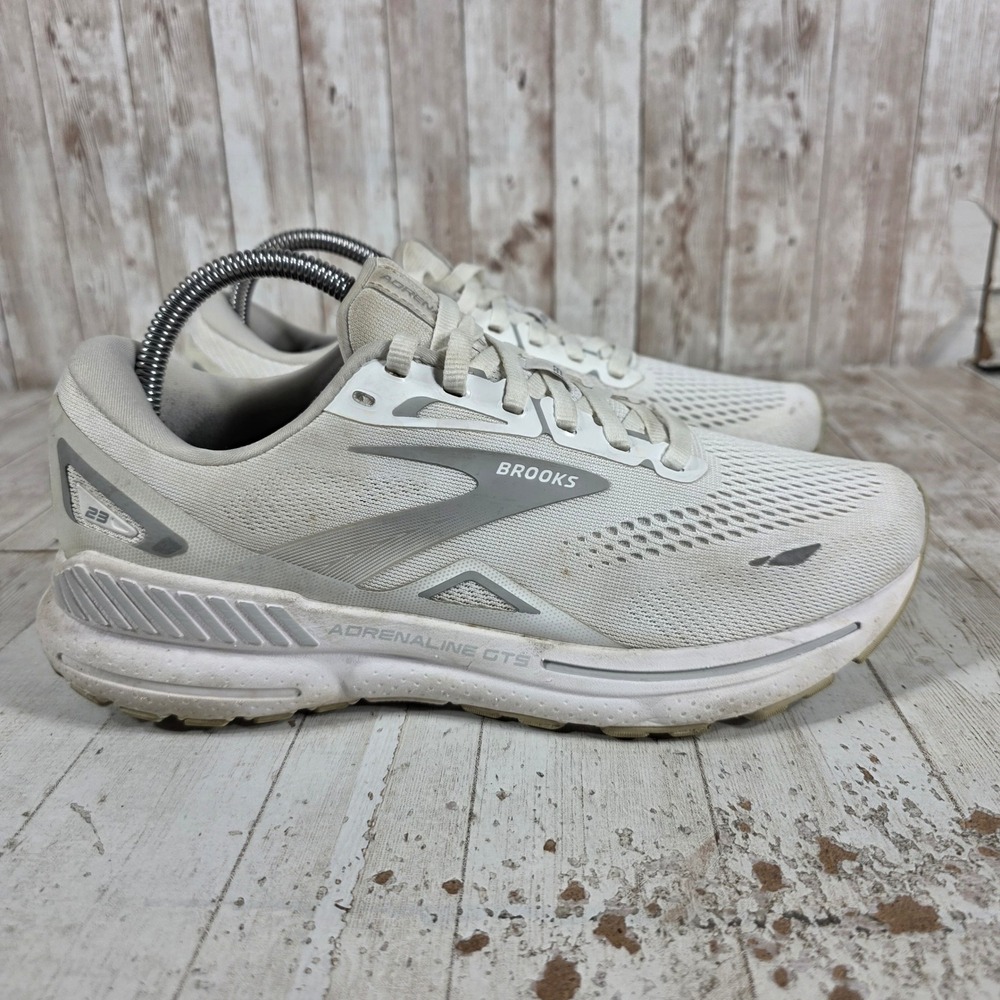 Brooks Adrenaline GTS 23 Womens 9 Wide White Silver Running Shoes 1203811D104